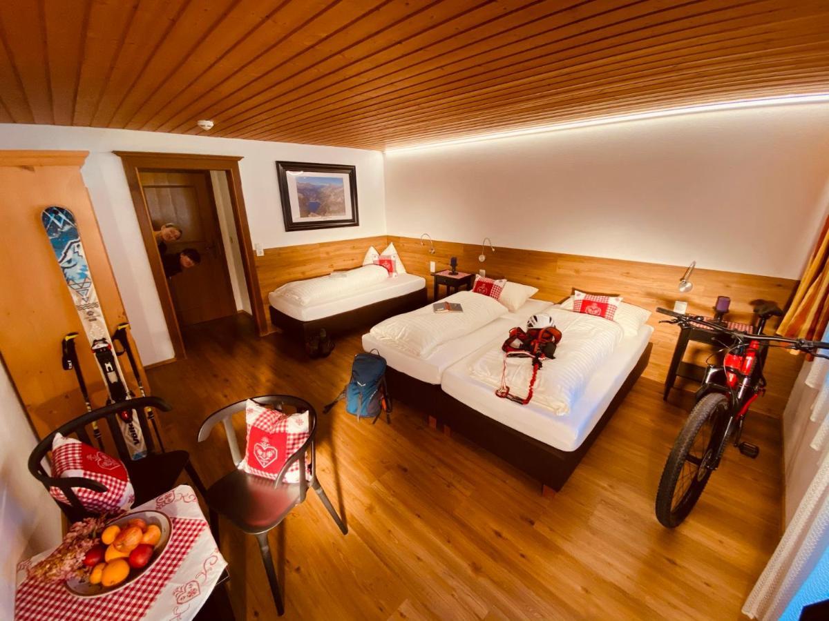 Hotel Standlhof Zillertal ウダーンス エクステリア 写真