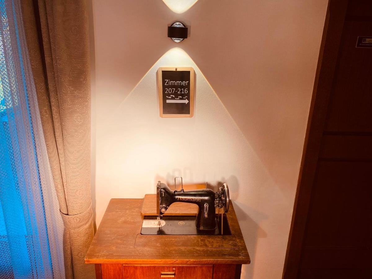 Hotel Standlhof Zillertal ウダーンス エクステリア 写真