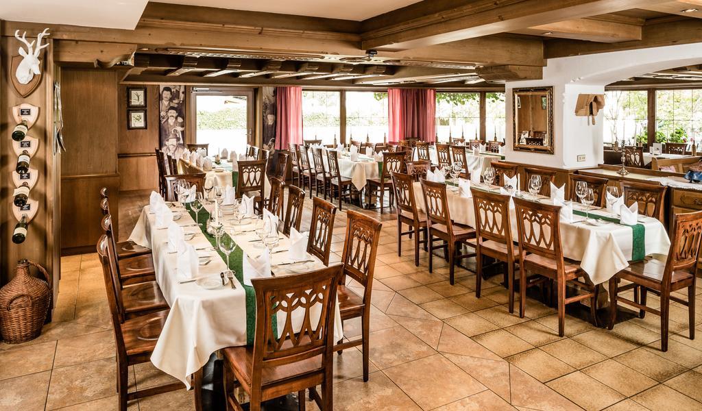 Hotel Standlhof Zillertal ウダーンス エクステリア 写真